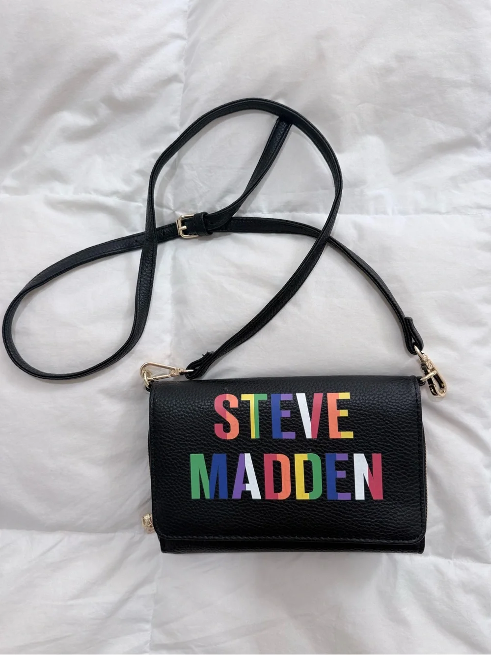Steve Madden compact crossbody